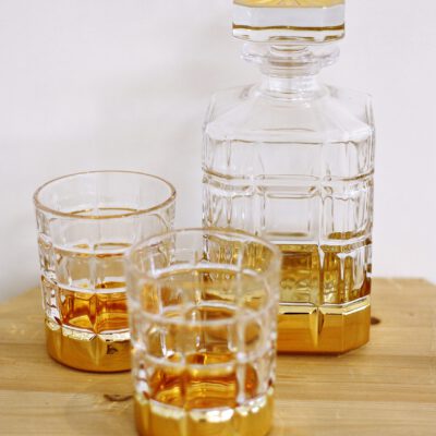 Glasflasche gold für Alkohol Bar (z.B. Whisky, Gin…)